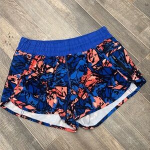 Lululemon Neon Blue Tropical Print Tracker Shorts Size 8
